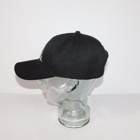 Country Leather Black Gray Silver WOLF Howling at Moon Embroidered Hat Cap - Picture 5 of 8